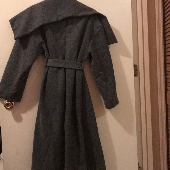 Grey trench coat - Picture 2 of 2